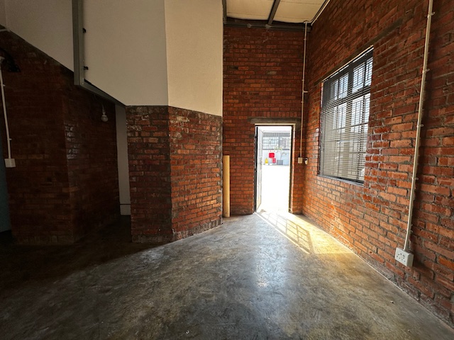 To Let Commercial Property for Rent in Maitland Western Cape